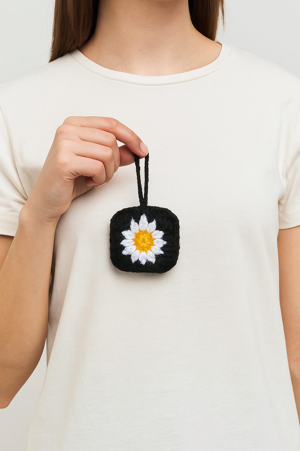 Mini Daisy Case - Image 2