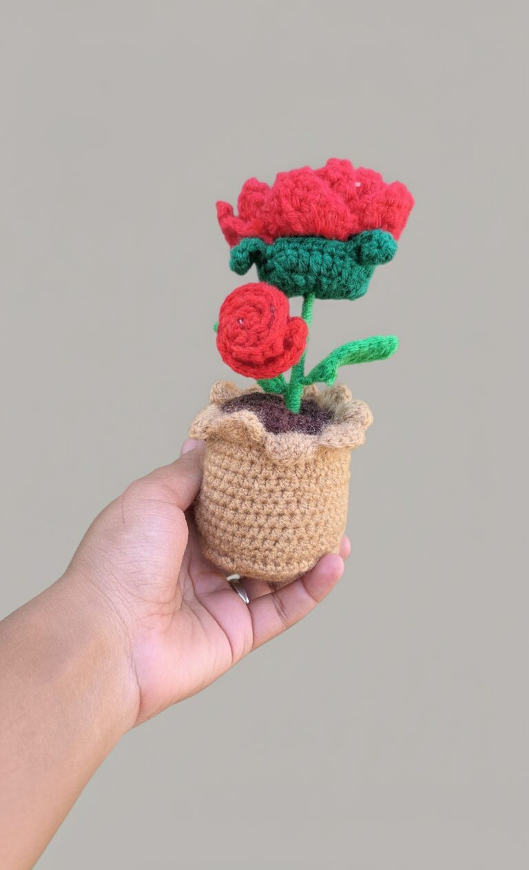 Crochet Rose Pot